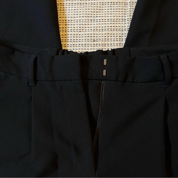 Old Navy Extra High Waisted Taylor Wide Leg Pants - Picture 5 of 8